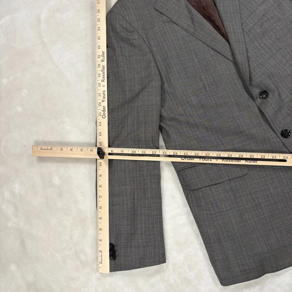Banana Republic Modern Fit Suit Mens 42R 35x32 Gray Wool Herringbone 2 Piece